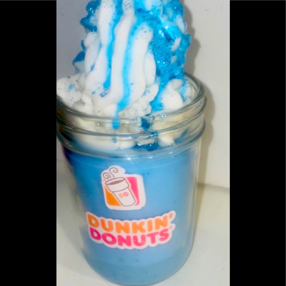 Dunkin doughnut inspired candle